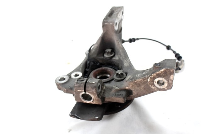 SOPORTE GIRATORIO DERECHO / CUBO DE RUEDA CON APOYO, DELANTERO OEM N. 51748671 PIEZAS DE COCHES USADOS FIAT CROMA (2005 - 10/2007)  DIESEL DESPLAZAMIENTO 24 ANOS 2005