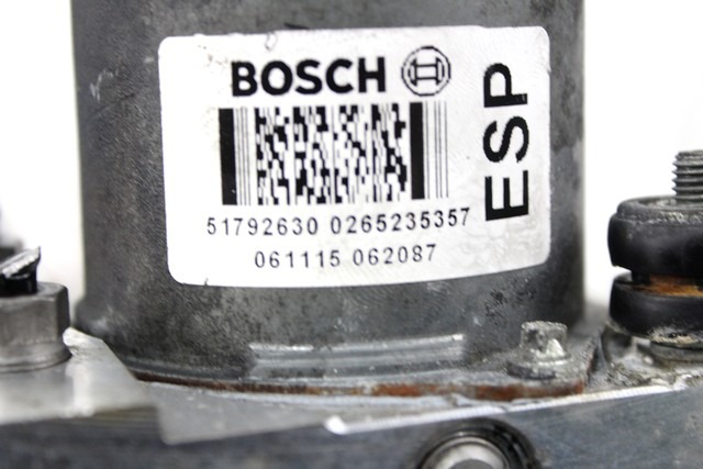 GRUPO HIDRAULICO DXC OEM N. 51792630 PIEZAS DE COCHES USADOS ALFA ROMEO GT 937 (2003 - 2010) DIESEL DESPLAZAMIENTO 19 ANOS 2007