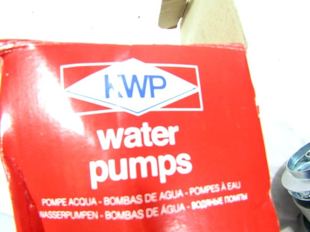 BOMBA DE AGUA ADICIONAL OEM N. 04L121011L PIEZAS DE COCHES USADOS AUDI A1 8X1 8XF (DAL 2010)DIESEL DESPLAZAMIENTO 16 ANOS 2011