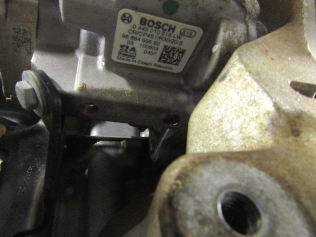 MOTOR OEM N. 8HR 33839 PIEZAS DE COCHES USADOS PEUGEOT 206 PLUS T3E 2EK 2AC (2009 - 2012) DIESEL DESPLAZAMIENTO 14 ANOS 2010