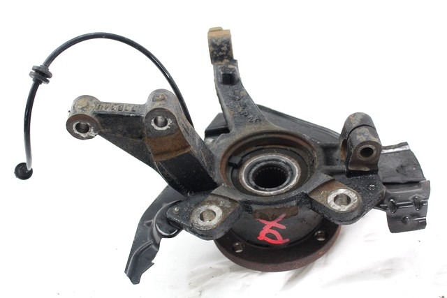 SOPORTE GIRATORIO IZQUIERDO / CUBO DE RUEDA CON APOYO, DELANTERO OEM N. 50702487 PIEZAS DE COCHES USADOS LANCIA Y YPSILON 843 (2006 - 2011) DIESEL DESPLAZAMIENTO 13 ANOS 2011