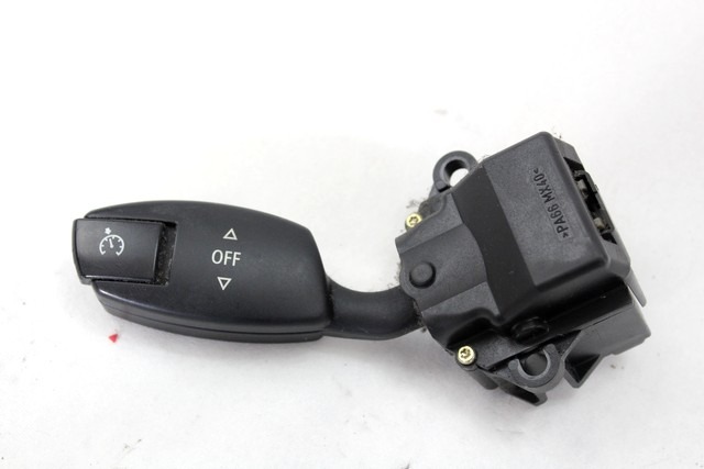 INTERRUPTOR VOLANTE MULTIFUNCI?N OEM N. 6924104 PIEZAS DE COCHES USADOS BMW SERIE 5 E60 E61 (2003 - 2010) DIESEL DESPLAZAMIENTO 30 ANOS 2003