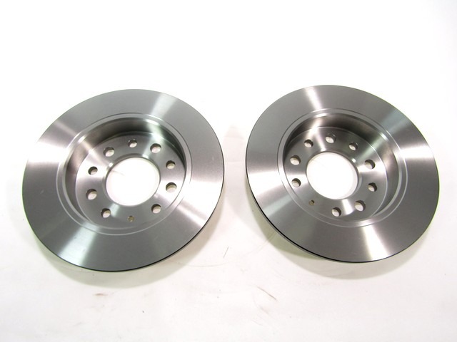 DISCO DE FRENO TRASERO OEM N. 58411-2C000 PIEZAS DE COCHES USADOS HYUNDAI COUPE (2001 - 2009)BENZINA DESPLAZAMIENTO 20 ANOS 2002