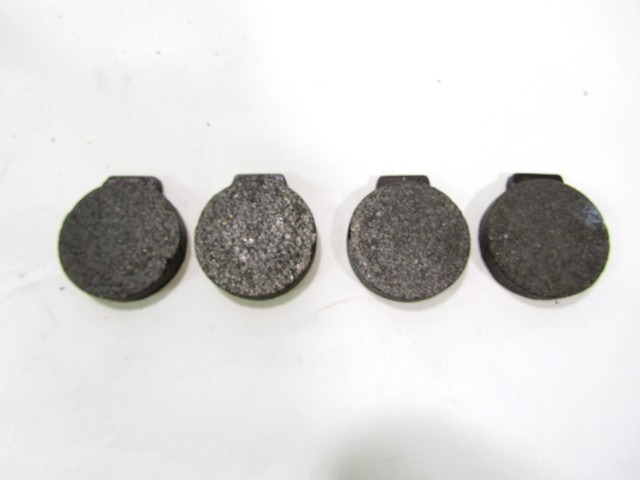 KIT DE LA PASTILLAS DE FRENO OEM N. 95549354 PIEZAS DE COCHES USADOS CITROEN GS (1970 - 1979)BENZINA DESPLAZAMIENTO 12 ANOS 1970