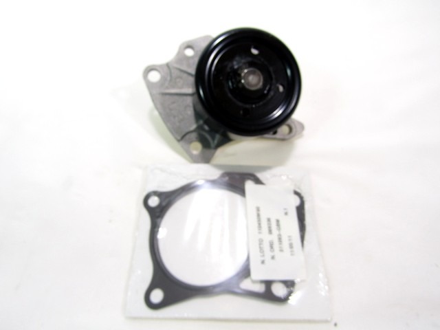 BOMBA DE AGUA ADICIONAL OEM N.  PIEZAS DE COCHES USADOS TOYOTA IQ (2008 - 2015)DIESEL DESPLAZAMIENTO 14 ANOS 2009