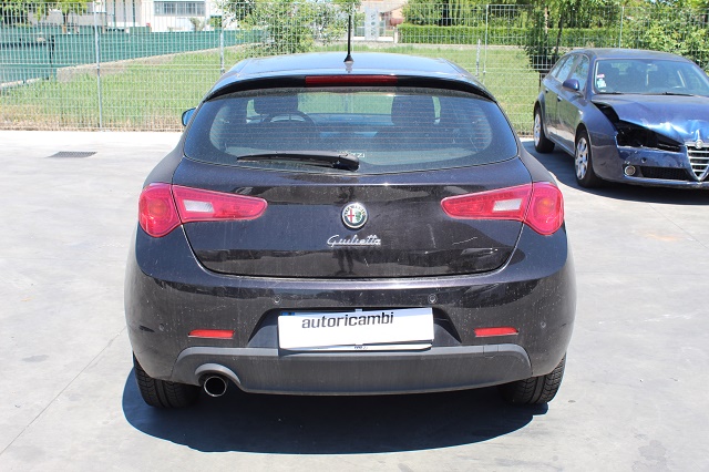 ALFA ROMEO GIULIETTA 1.6 D 77KW 6M 5P (2010) RICAMBI IN MAGAZZINO