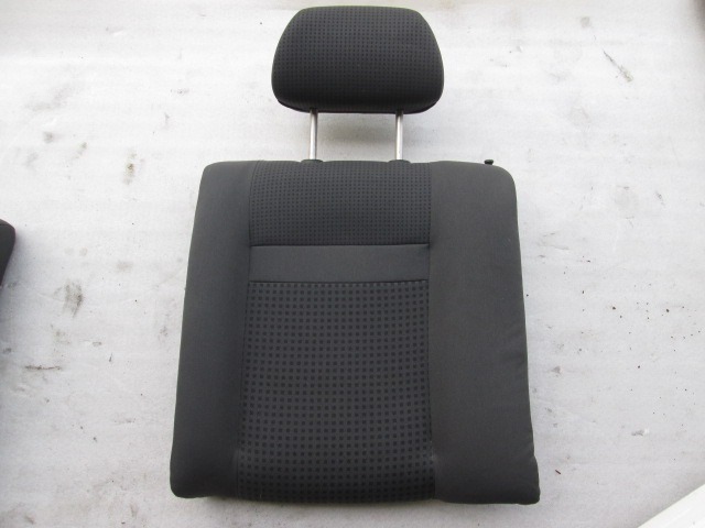 RESPALDO DEL ASIENTO TRASERO OEM N. 14176 SCHIENALE SDOPPIATO POSTERIORE TESSUTO PIEZAS DE COCHES USADOS VOLKSWAGEN POLO (10/1999 - 04/2002)DIESEL DESPLAZAMIENTO 19 ANOS 2000