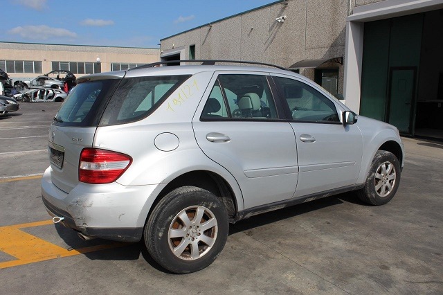 MERCEDES ML 320 3.0 D 165KW AUT 5P (2007) RICAMBI IN MAGAZZINO