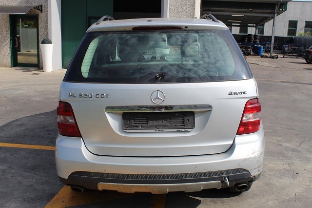 MERCEDES ML 320 3.0 D 165KW AUT 5P (2007) RICAMBI IN MAGAZZINO