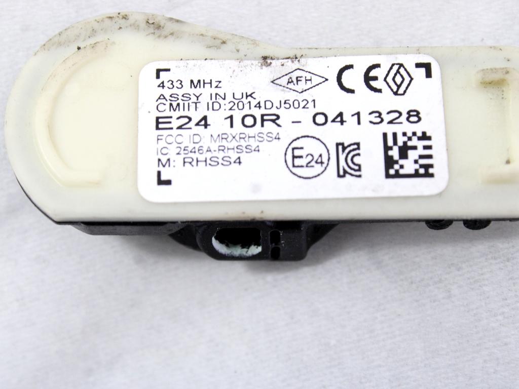 407009322R SENSORE DI PRESSIONE DEL PNEUMATICO DACIA SANDERO 1.2 G 55KW 5M 5P (2015) RICAMBIO USATO