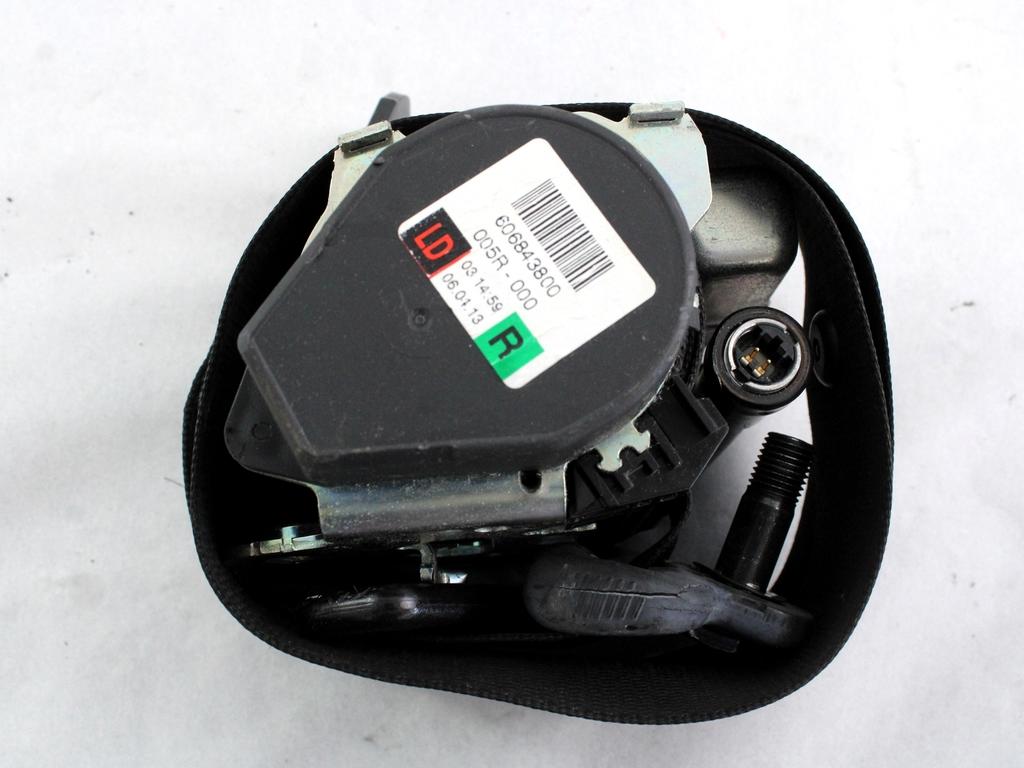 MR587416 KIT AIRBAG MITSUBISHI COLT 1.1 B 55KW 5M 5P (2006) RICAMBIO USATO CON PRETENSIONATORI CINTURE DI SICUREZZA, CENTRALINA AIRBAG, AIRBAG VOLANTE GUIDATORE, AIRBAG PASSEGGERO, CRUSCOTTO 0285001684 MR951769 4400A244XA