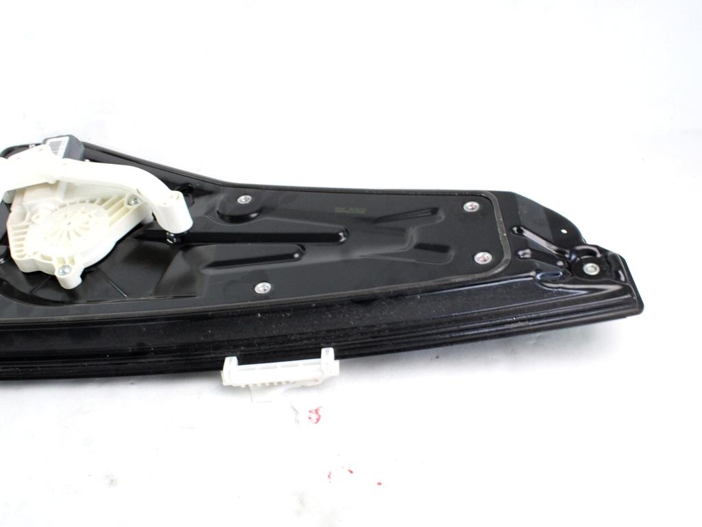 LR052109 MOTORINO MECCANISMO ALZA-VETRO ALZA-CRISTALLO PORTA POSTERIORE DESTRA LAND ROVER RANGE ROVER SPORT 3.0 D 4X4 180KW AUT 5P (2011) RICAMBIO USATO AH2227000AA AH22-14B554-AA