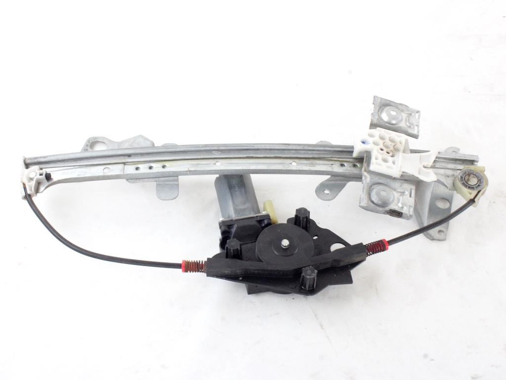 2S61-A23200-BR MOTORINO MECCANISMO ALZA-VETRO ALZA-CRISTALLO PORTA ANTERIORE DESTRA FORD FIESTA 1.4 D 50KW 5M 5P (2003) RICAMBIO USATO 1205750 0130821939