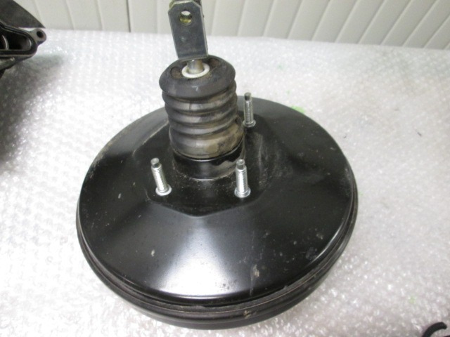 SERVO DE FRENO SIN BOMBA OEM N. 284051920 PIEZAS DE COCHES USADOS SUZUKI SPLASH (03-2008/05-2012)DIESEL DESPLAZAMIENTO 13 ANOS 2009