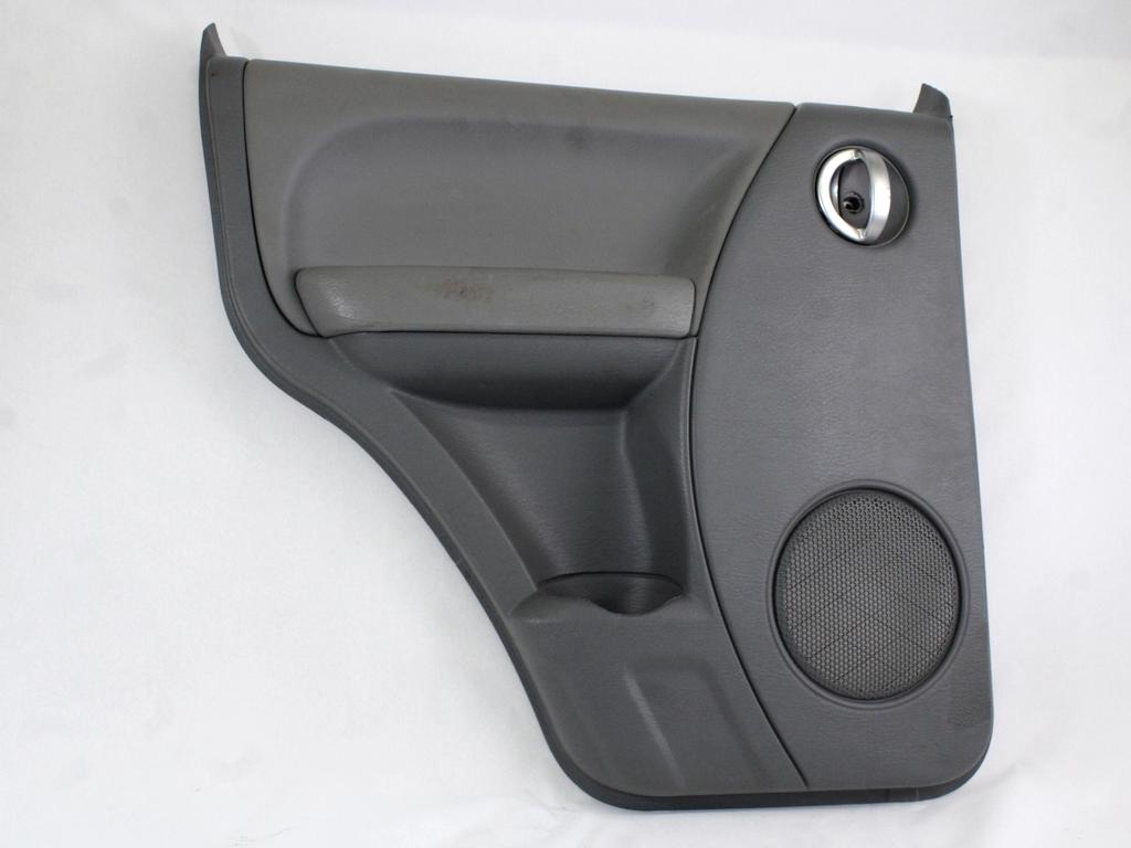 5GF211DBAV PANNELLO INTERNO PORTA POSTERIORE SINISTRA CON RIVESTIMENTO IN PELLE JEEP CHEROKEE 2.8 D 4X4 120KW 6M 5P (2005) RICAMBIO USATO