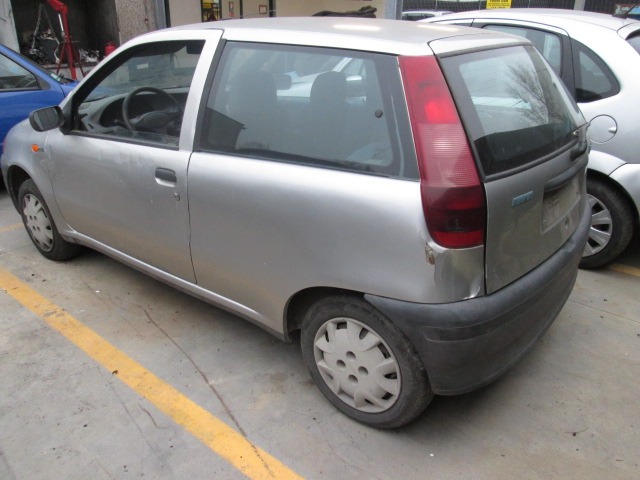 FIAT PUNTO 1.7 DIESEL 46kW 5M (1998) Partes utilizadas