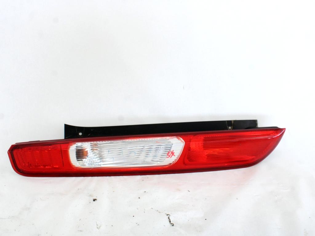 4M51-13405-A FARO FANALE POSTERIORE SINISTRO FORD FOCUS 1.6 D 66KW 5M 5P (2007) RICAMBIO USATO