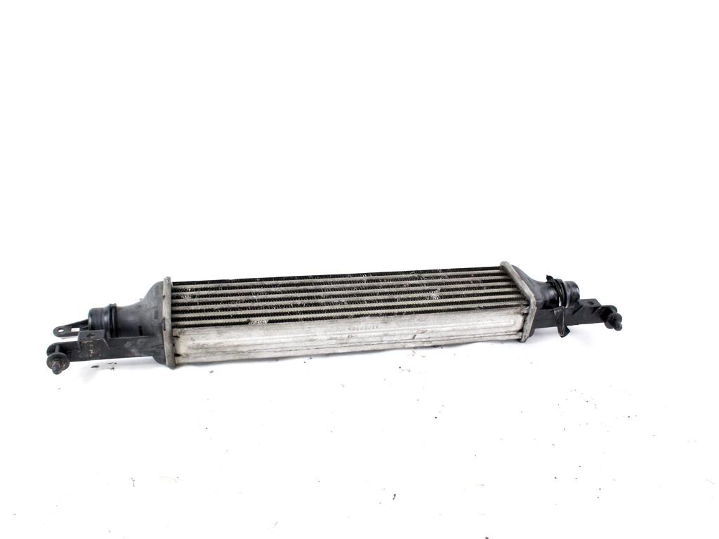 55702194 RADIATORE INTERCOOLER SCAMBIATORE ARIA/ARIA OPEL CORSA D 1.3 D 66KW 6M 3P (2010) RICAMBIO USATO