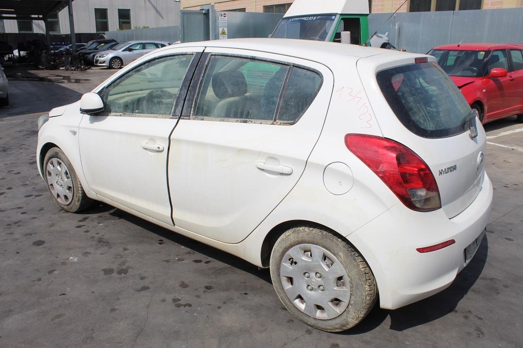 HYUNDAI I20 1.2 B 63KW 5M 5P (2012) RICAMBI IN MAGAZZINO