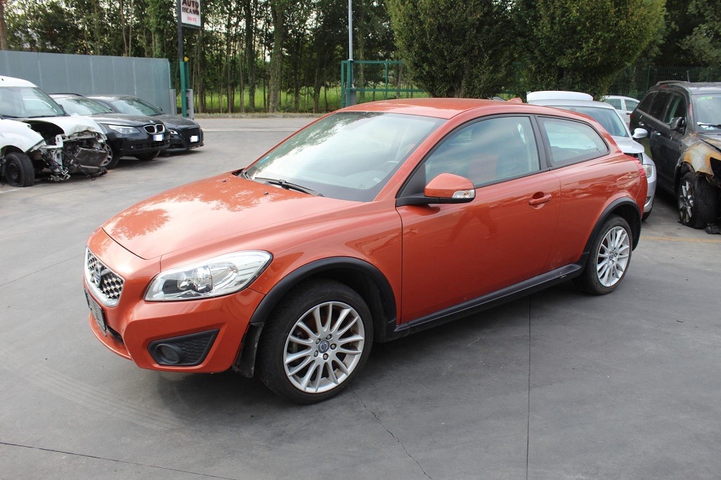 VOLVO C30 1.6 D 80KW 5M 3P (2010) RICAMBI IN MGAZZINO