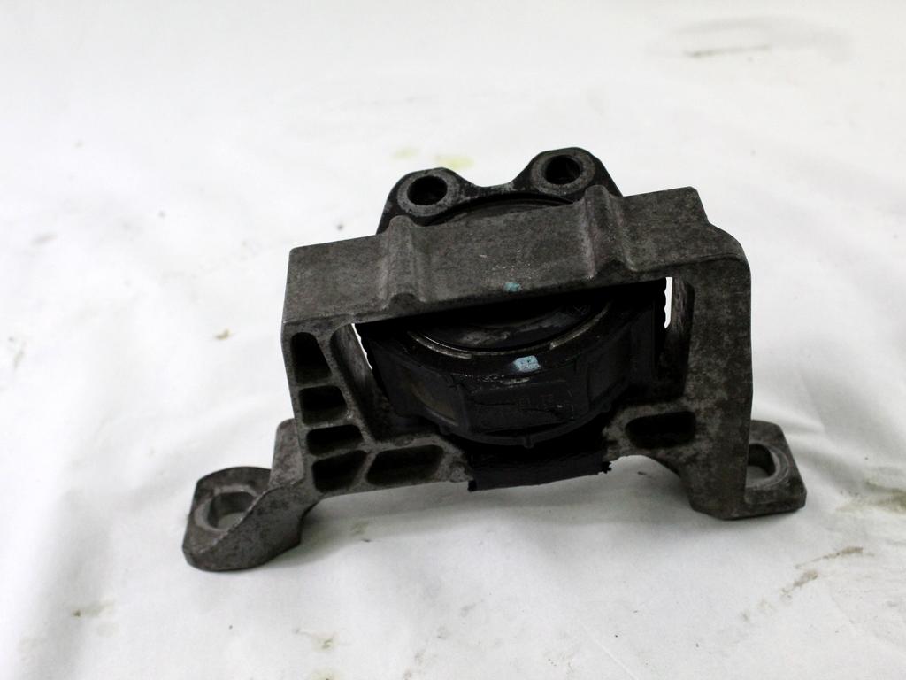 3M51-6F012-BG SUPPORTO MOTORE VOLVO C30 1.6 D 80KW 5M 3P (2007) RICAMBIO USATO