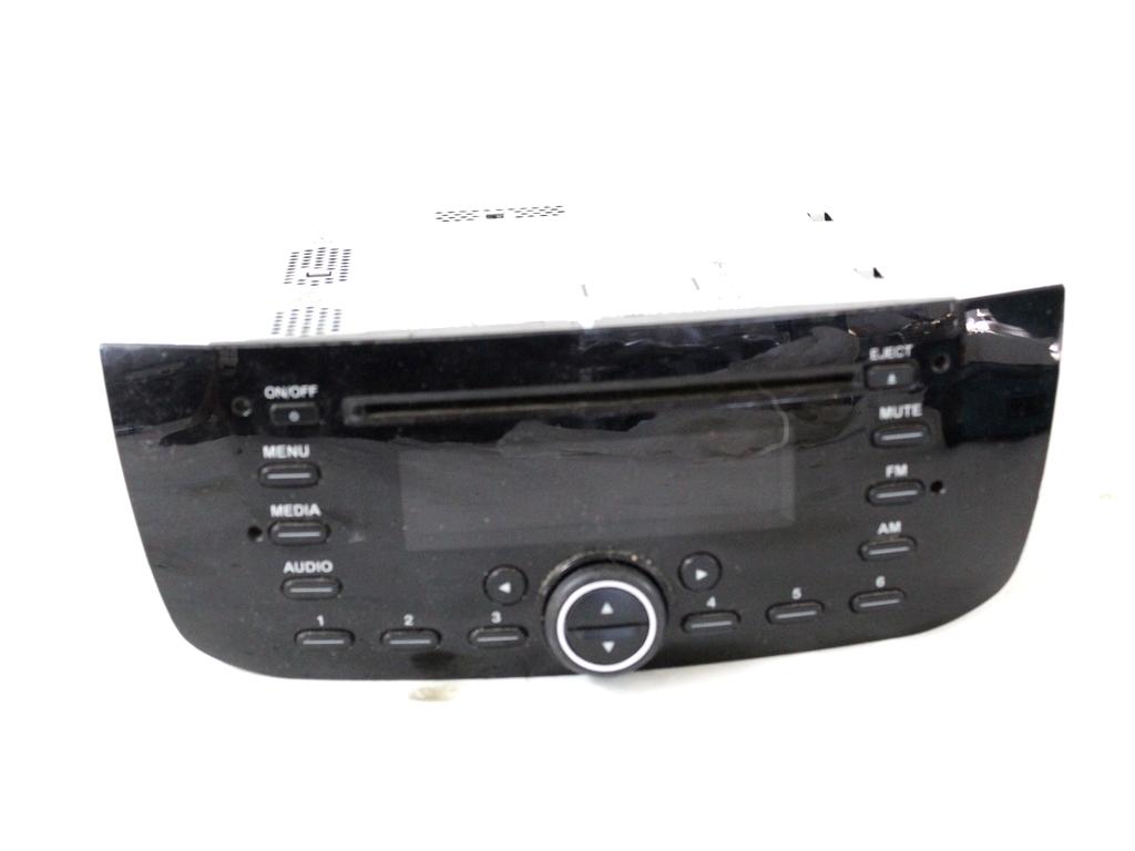 735526154 AUTORADIO FIAT PUNTO EVO 1.3 D 66KW 5M 5P (2010) RICAMBIO USATO (NON FORNIAMO CODICE AUTORADIO, MA SOLO NUMERO DI TELAIO VEICOLO)