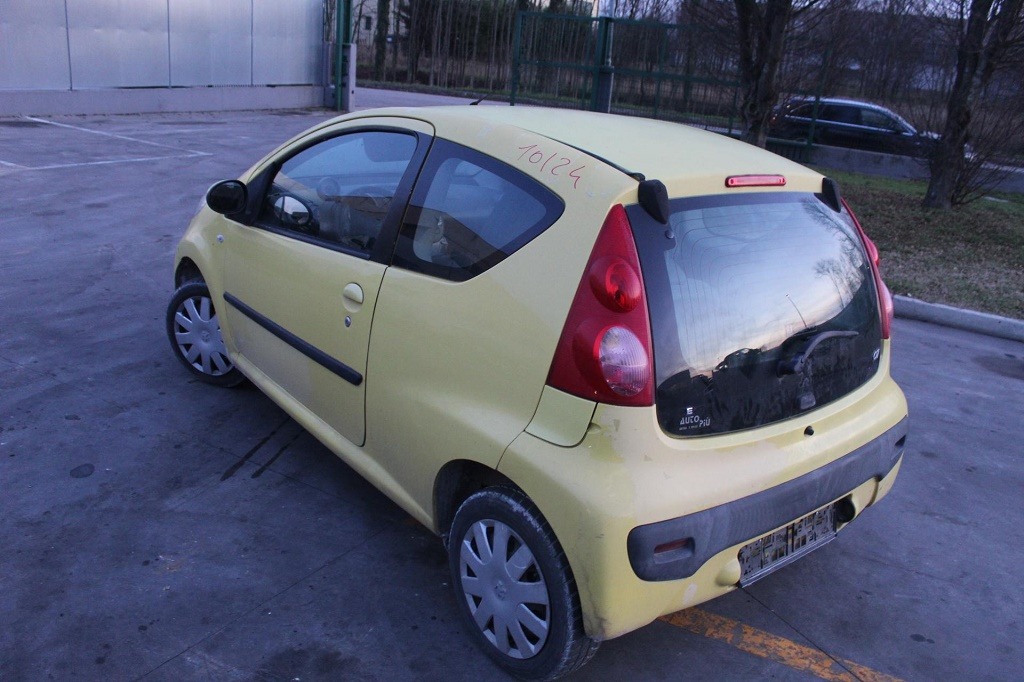 PEUGEOT 107 1.0 B 50KW 5M 3P (2006) RICAMBI USATI AUTO IN MAGAZZINO