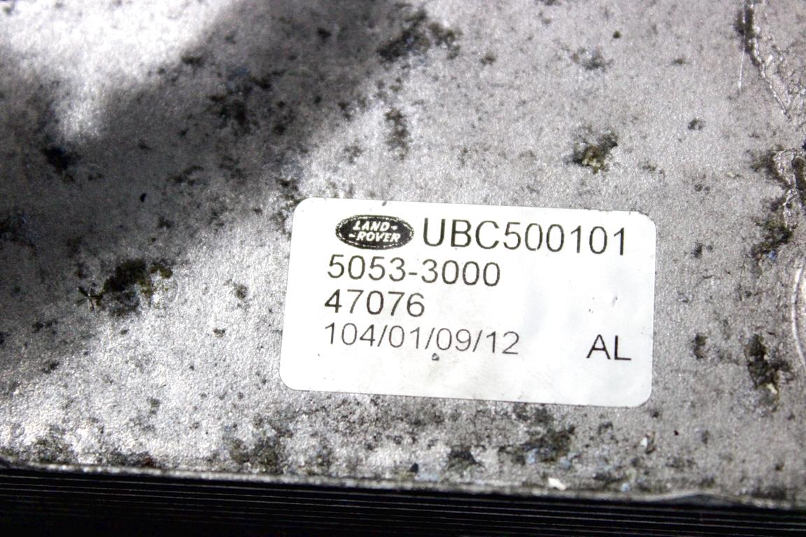 UBC500101 RADIATORE OLIO MOTORE LAND ROVER DISCOVERY 4 3.0 D 4X4 155KW AUT 5P (2012) RICAMBIO USATO