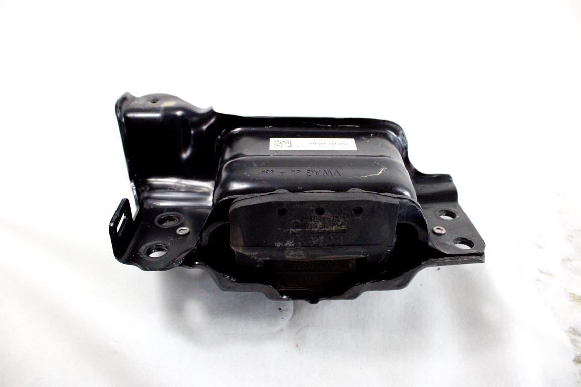 2Q0199555BG SUPPORTO CAMBIO SKODA KAMIQ 1.6 D 85KW AUT 5P (2020) RICAMBIO USATO