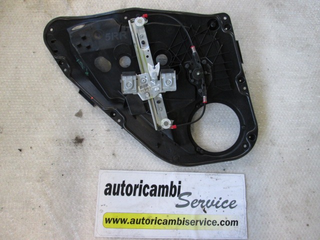 SISTEMA DE ELEVACI?N MANUAL DE LA VENTANA TRASERA OEM N. 1611419 PIEZAS DE COCHES USADOS FORD FIESTA (09/2008 - 11/2012) BENZINA/GPL DESPLAZAMIENTO 14 ANOS 2010