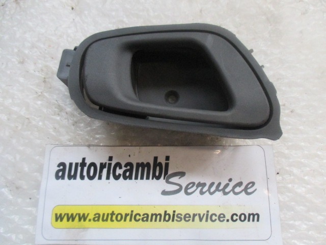 MANETA ABREPUERTA OEM N.  PIEZAS DE COCHES USADOS CHEVROLET SPARK (2009 - 2013) BENZINA DESPLAZAMIENTO 12 ANOS 2011