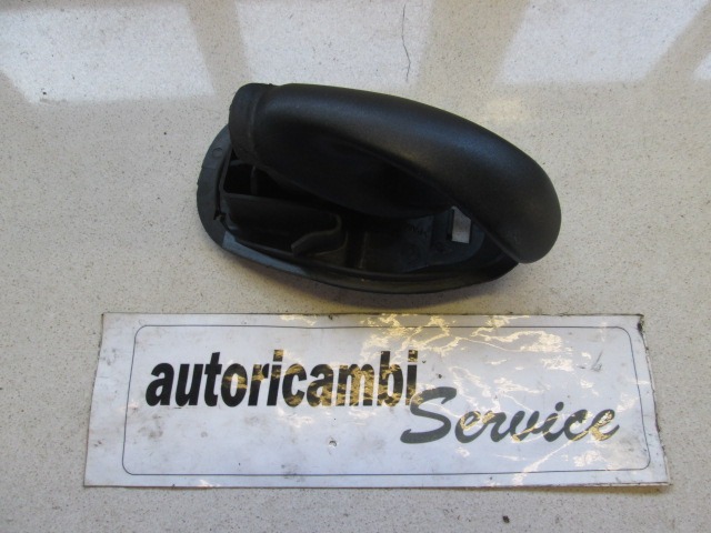 MANETA ABREPUERTA OEM N. 735245377 PIEZAS DE COCHES USADOS FIAT SEICENTO 600 MK2 (1998 - 04/2005)BENZINA DESPLAZAMIENTO 11 ANOS 2003