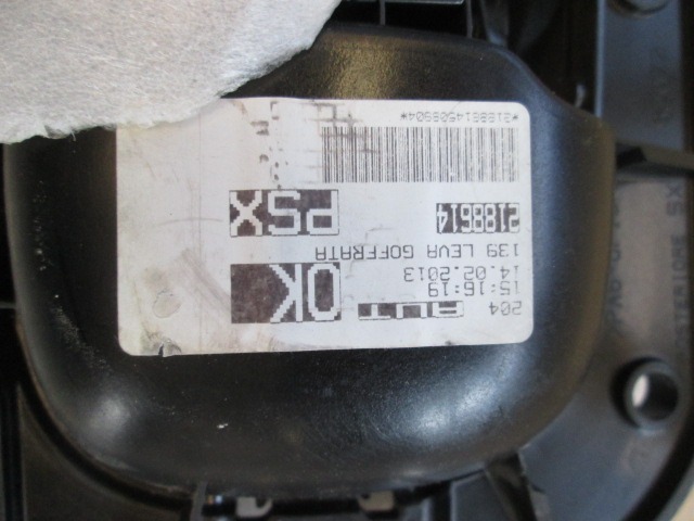 MANETA ABREPUERTA OEM N. 2188614 PIEZAS DE COCHES USADOS FIAT PANDA 319 (DAL 2011) BENZINA/METANO DESPLAZAMIENTO 9 ANOS 2013