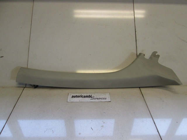 REVESTIMIENTO A- / B- / C-COLUMNA OEM N. 735365189 PIEZAS DE COCHES USADOS FIAT CROMA (11-2007 - 2010) DIESEL DESPLAZAMIENTO 19 ANOS 2008