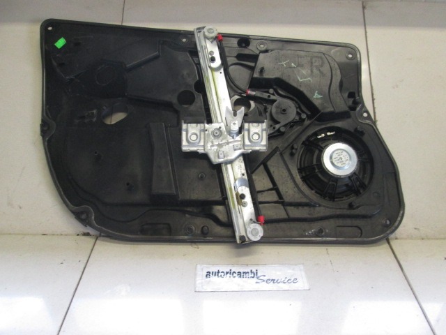 MECANISMO DE PARABRISAS DE PUERTA DELANTERA OEM N. FORD PIEZAS DE COCHES USADOS FORD FIESTA (09/2008 - 11/2012) BENZINA DESPLAZAMIENTO 12 ANOS 2010