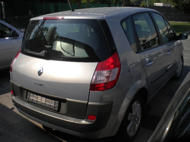 RENAULT OEM N.  PIEZAS DE COCHES USADOS RENAULT SCENIC/GRAND SCENIC (2003 - 2009)  DESPLAZAMIENTO 15 DIESEL ANOS 2004