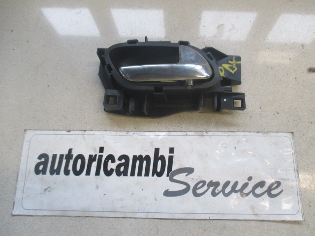 MANETA ABREPUERTA OEM N. 96555516 PIEZAS DE COCHES USADOS PEUGEOT 207 / 207 CC WA WC WK (2006 - 05/2009) DIESEL DESPLAZAMIENTO 16 ANOS 2007