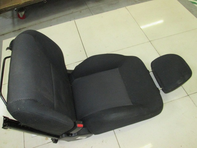 ASIENTO DELANTERO DERECHO OEM N. SEDILE ANTERIORE DESTRO TESSUTO PIEZAS DE COCHES USADOS HONDA CIVIC (2001 - 2006)DIESEL DESPLAZAMIENTO 17 ANOS 2005