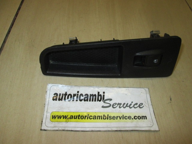 INTERRUPTOR ALZACRISTALES OEM N. 735380448 PIEZAS DE COCHES USADOS FIAT BRAVO 198 (02/2007 - 01/2011) DIESEL DESPLAZAMIENTO 19 ANOS 2007