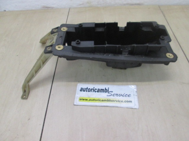 SUSPENSION DEL CAMBIO OEM N. 7L5713095 PIEZAS DE COCHES USADOS PORSCHE CAYENNE (2003 -2008) BENZINA DESPLAZAMIENTO 45 ANOS 2003