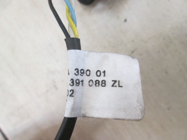 INTERRUPTOR VOLANTE MULTIFUNCI?N OEM N. 96391088ZL PIEZAS DE COCHES USADOS PEUGEOT 607 (1999 - 2005) BENZINA DESPLAZAMIENTO 30 ANOS 2002